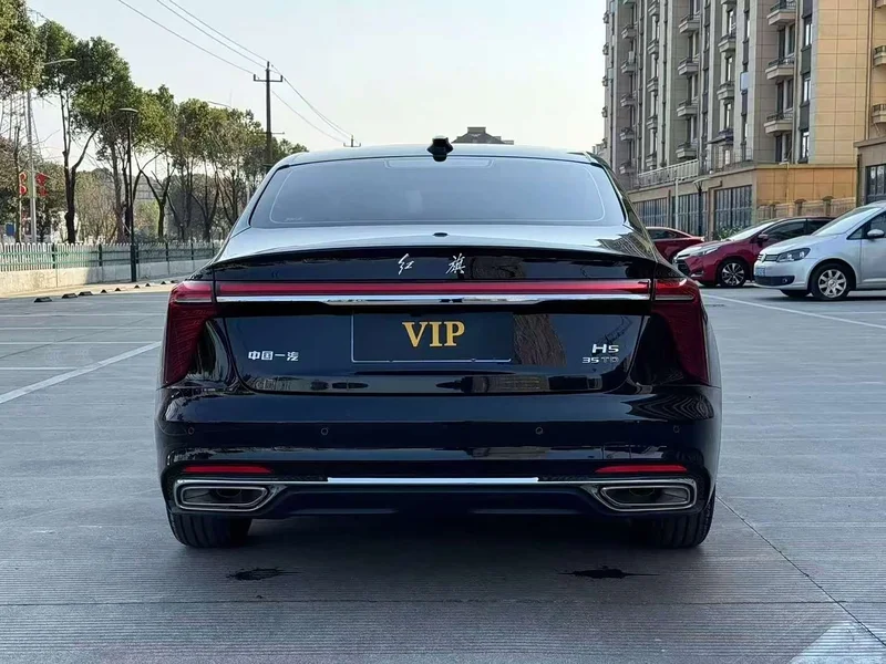 Hongqi H5 — фото 13