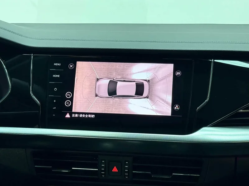 Volkswagen Passat — фото 13