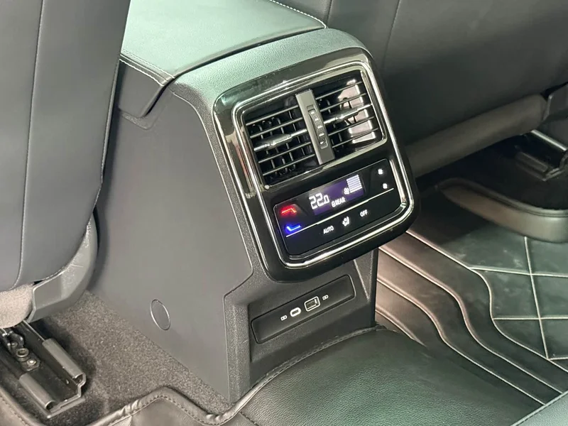Volkswagen Passat — фото 16