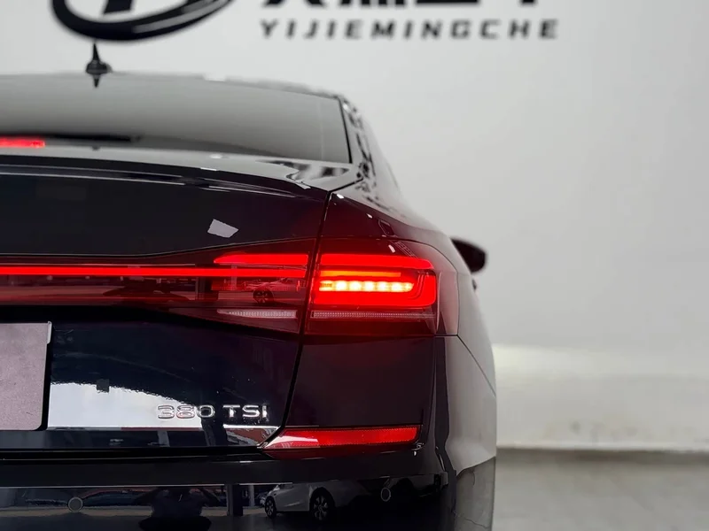 Volkswagen Passat — фото 20