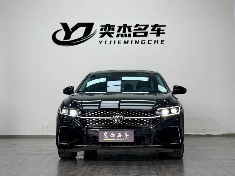 Volkswagen Passat — фото 2