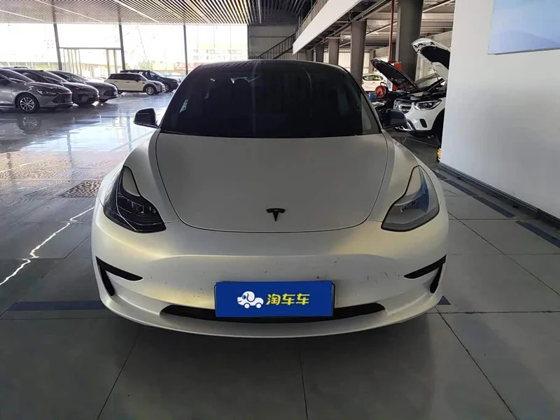 Tesla Model 3 — фото 2