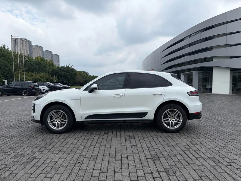 Porsche Macan — фото 3