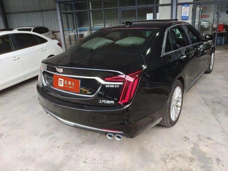 Cadillac CT6 — фото 2