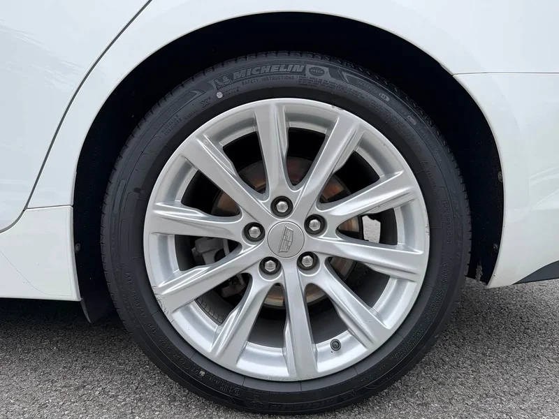 Cadillac CT5 — фото 22