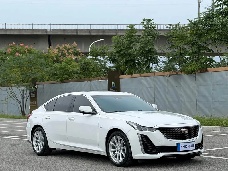 Cadillac CT5 — фото 3