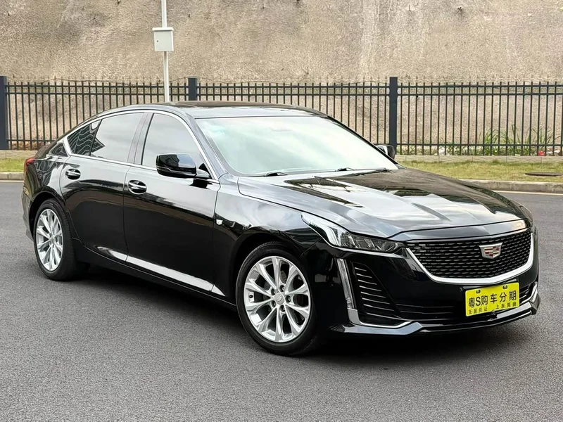 Cadillac CT5 — фото 1
