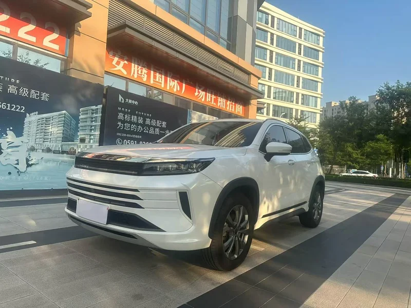 Exeed Zhuifeng — фото 1