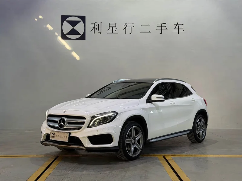 Mercedes-Benz GLA — фото 1