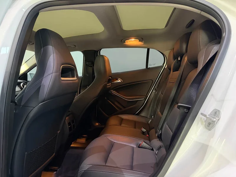 Mercedes-Benz GLA — фото 6