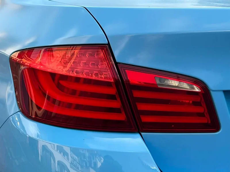 BMW 5-Series — фото 13