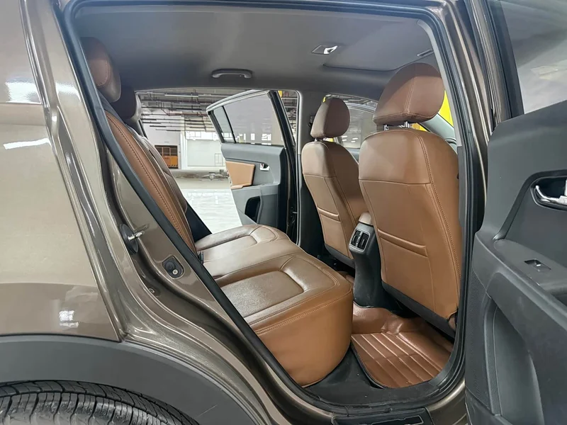 Kia Sportage — фото 8