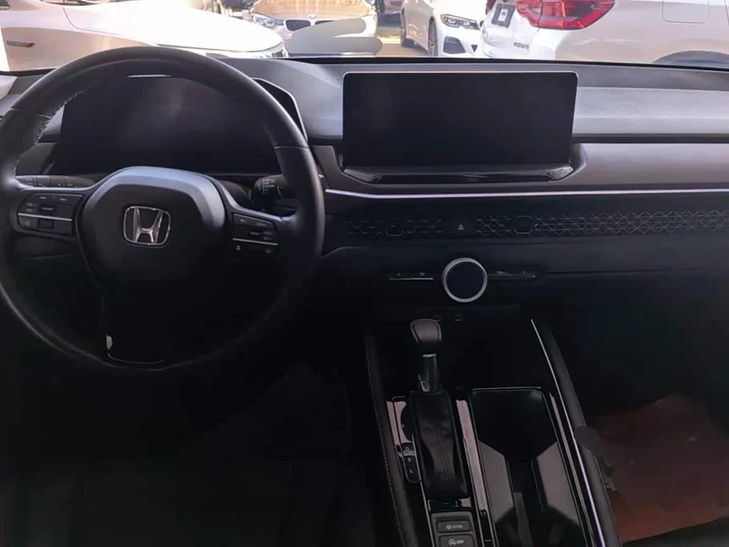 Honda Accord — фото 12