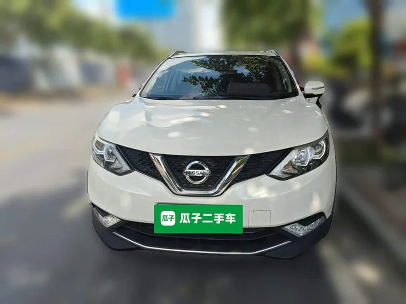 Nissan Qashqai — фото 2