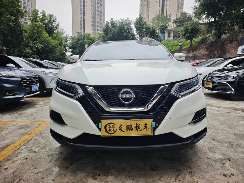 Nissan Qashqai — фото 2