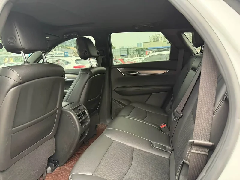 Cadillac XT5 — фото 4