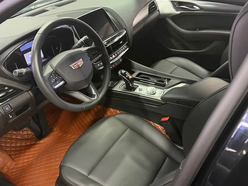 Cadillac CT5 — фото 2