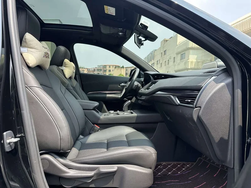 Cadillac XT4 — фото 16