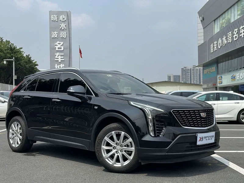 Cadillac XT4 — фото 6