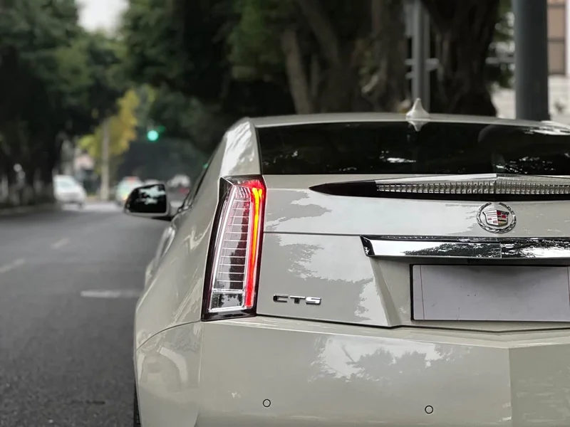 Cadillac CTS — фото 4