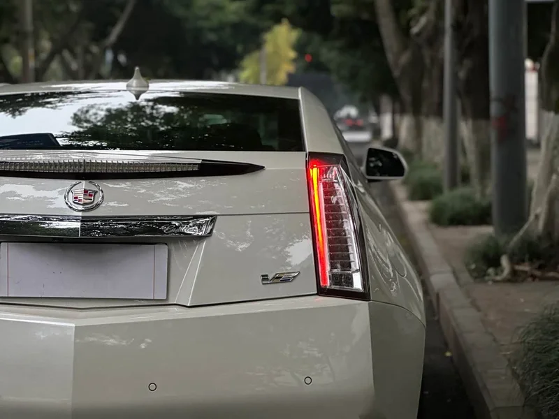 Cadillac CTS — фото 5