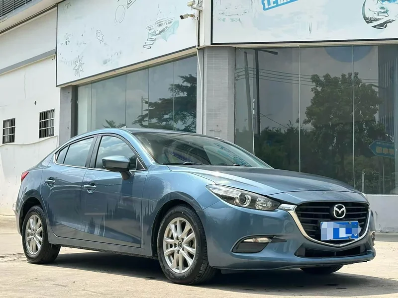 Mazda 3 Axela — фото 3