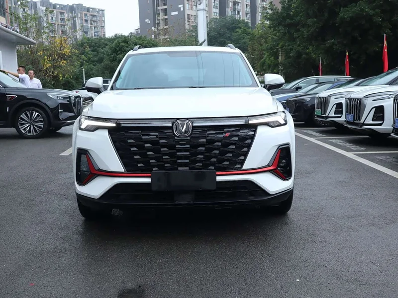 Changan CS35PLUS — фото 2