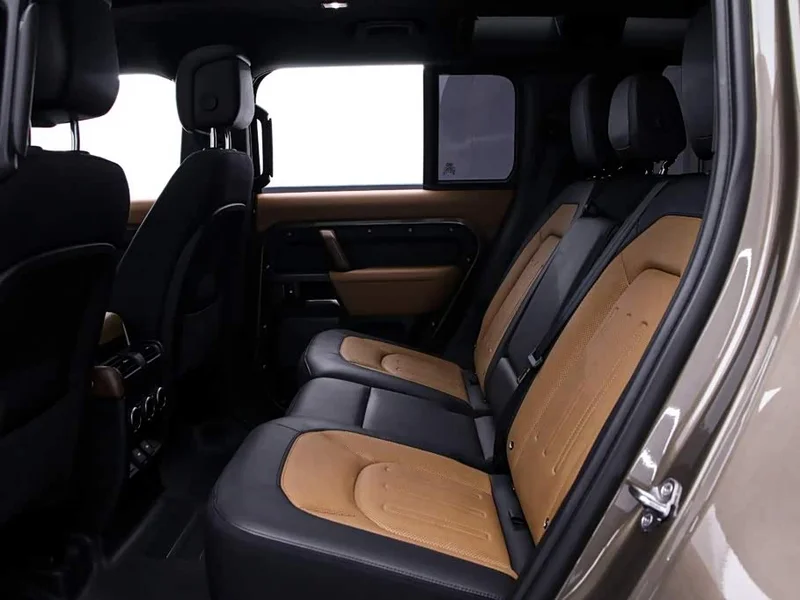 Land Rover Defender — фото 16