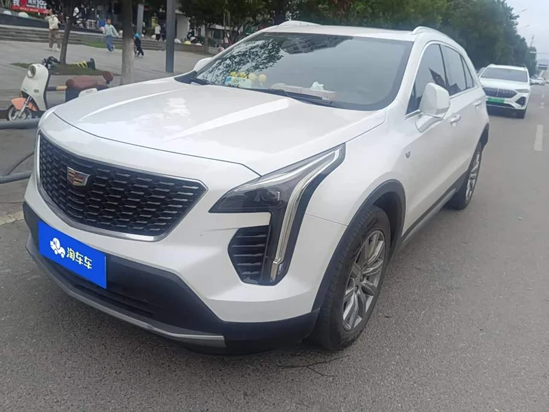 Cadillac XT4 — фото 1