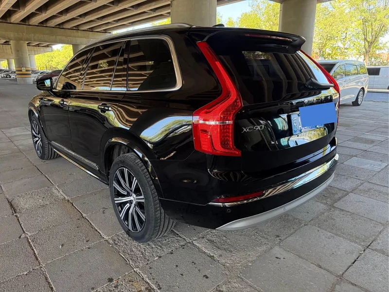 Volvo XC90 — фото 3