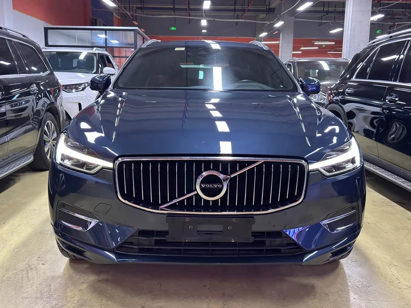 Volvo XC60 — фото 2