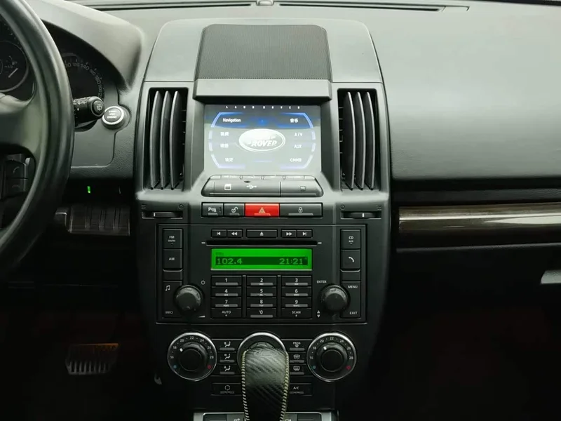 Land Rover Freelander 2 — фото 22