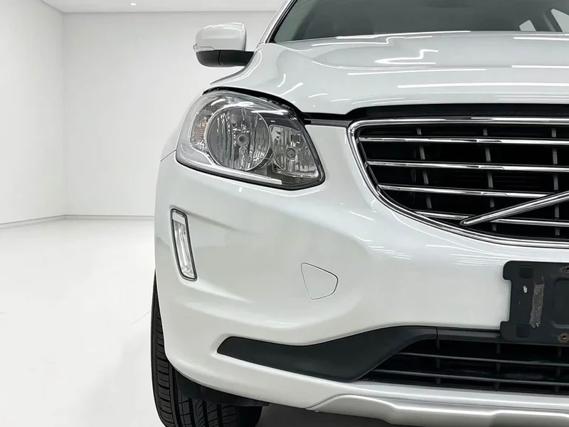 Volvo XC60 — фото 19