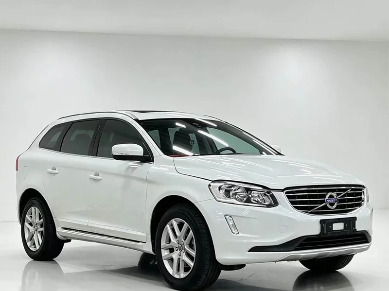 Volvo XC60 — фото 4