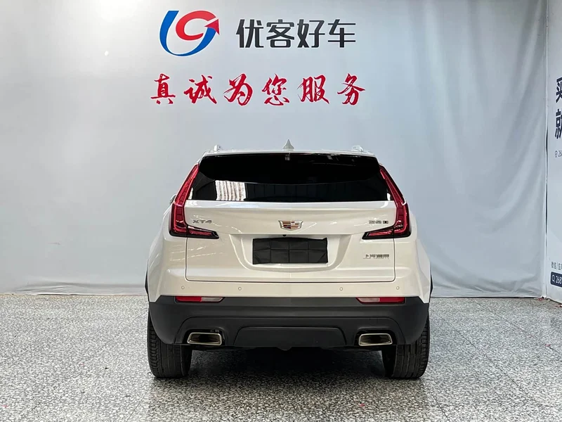 Cadillac XT4 — фото 17