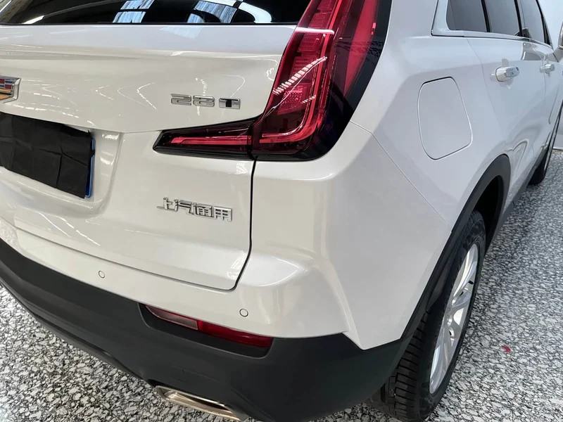 Cadillac XT4 — фото 19