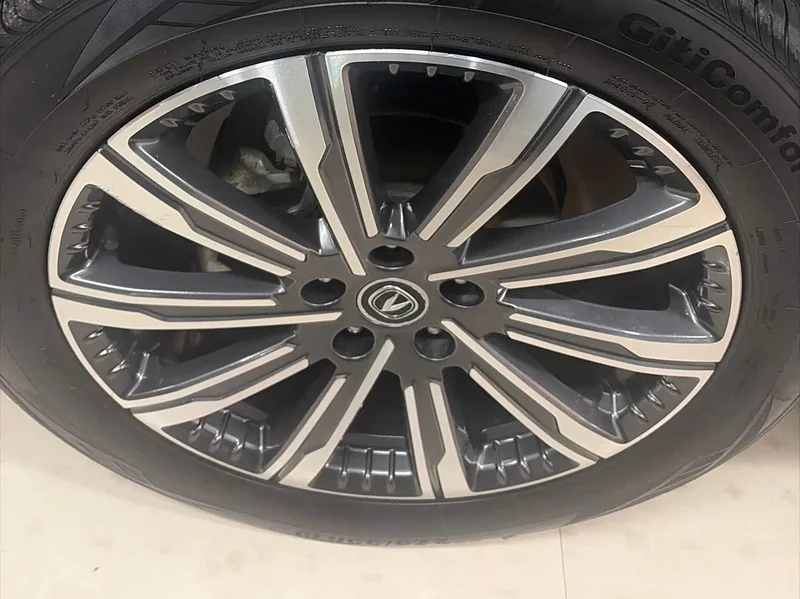 Changan CS75PLUS — фото 10