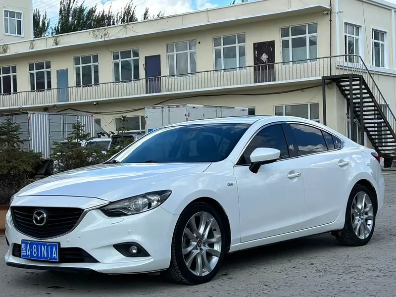 Mazda Atenza — фото 1