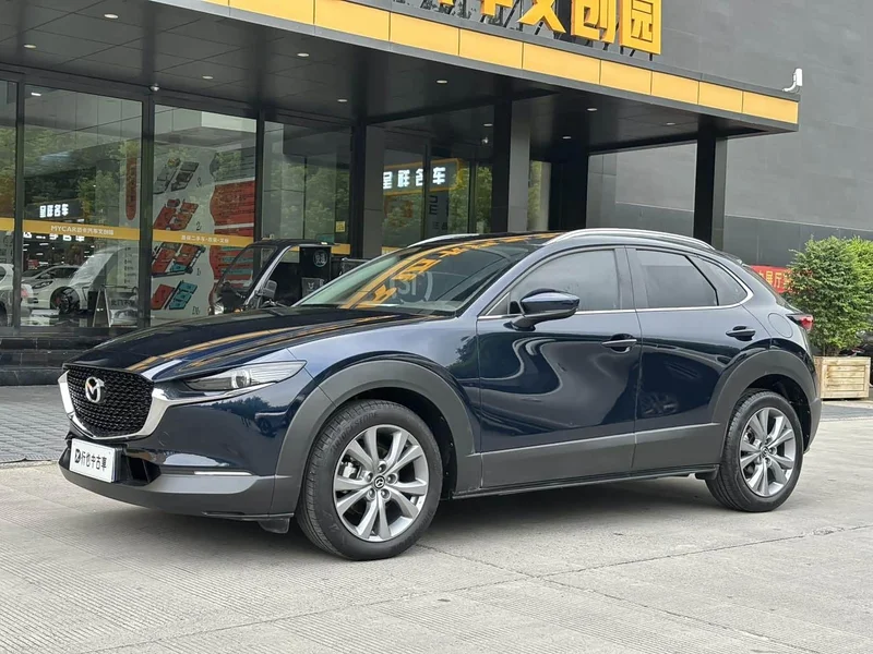 Mazda CX-30 — фото 1