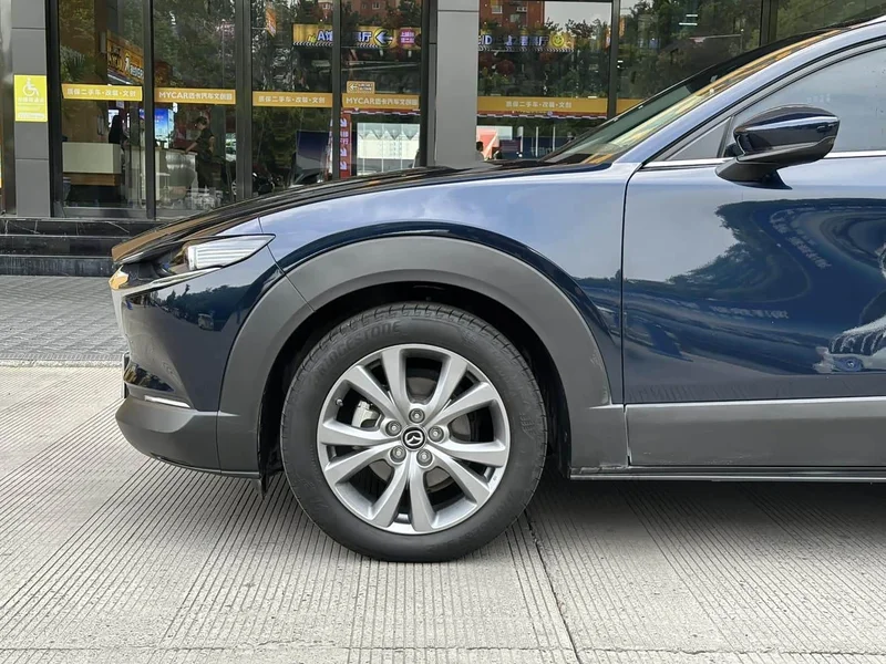 Mazda CX-30 — фото 8
