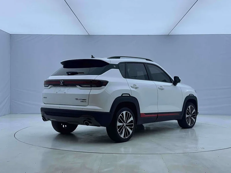 Changan CS35PLUS — фото 4