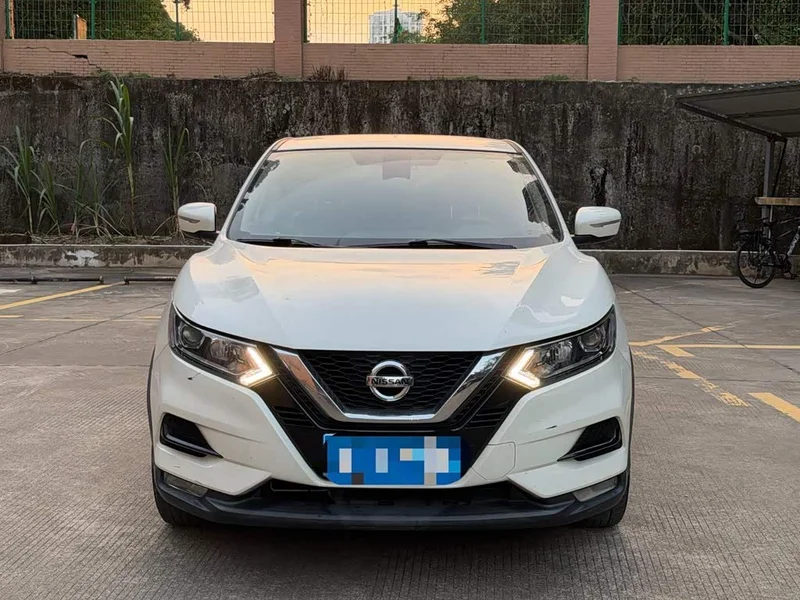 Nissan Qashqai — фото 2