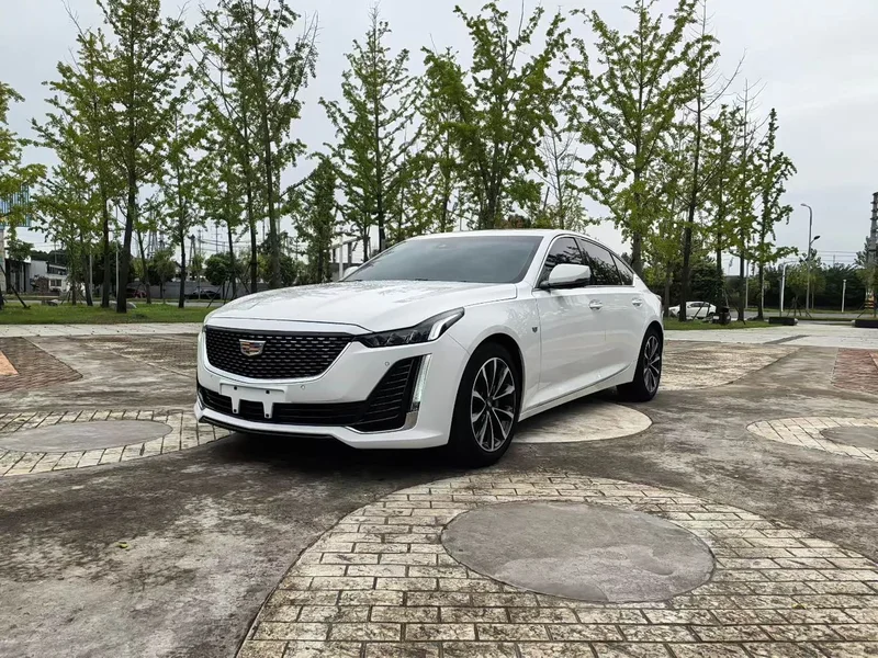 Cadillac CT5 — фото 3