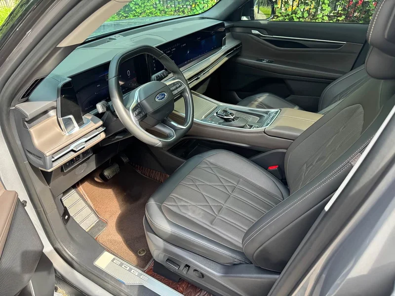 Ford Edge — фото 13