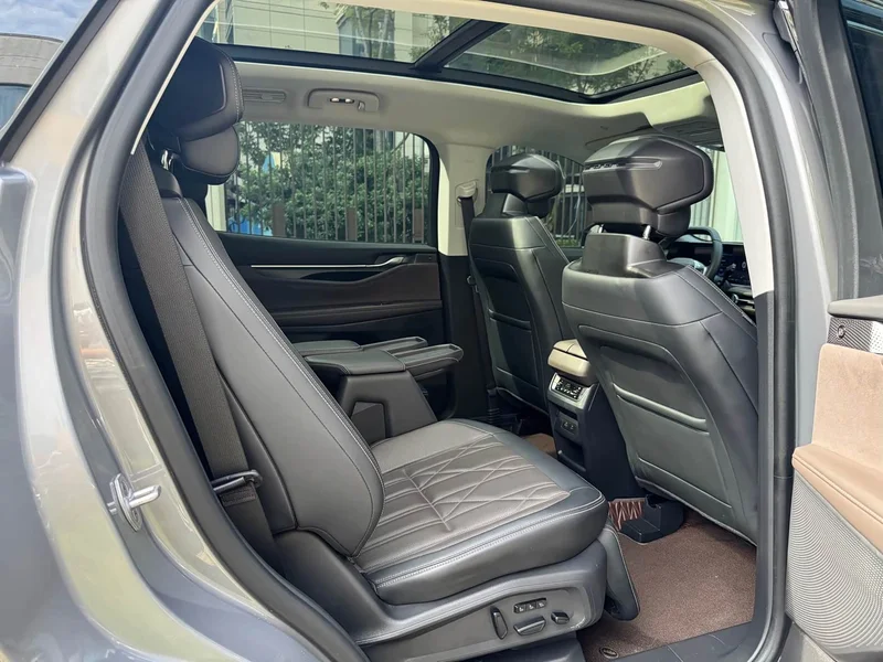 Ford Edge — фото 23