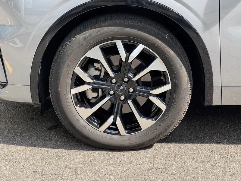 Ford Edge — фото 5