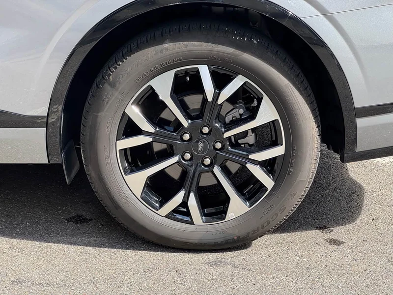 Ford Edge — фото 7