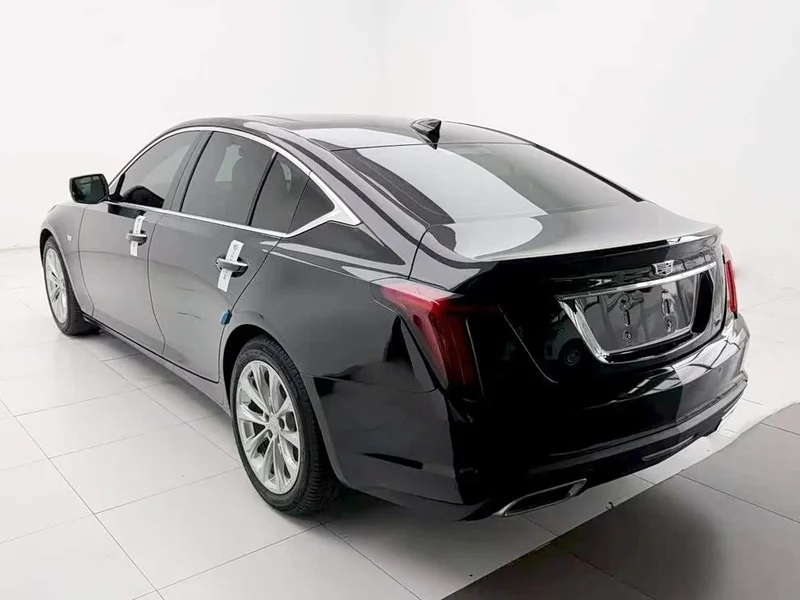 Cadillac CT5 — фото 7