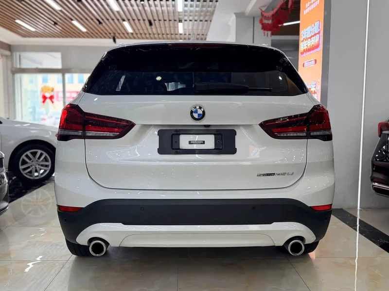 BMW X1 — фото 3