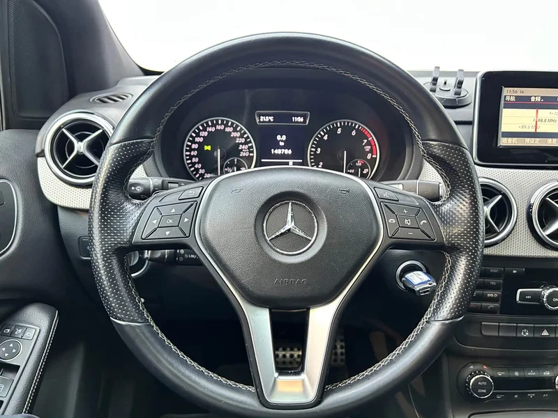 Mercedes-Benz B-Class — фото 14